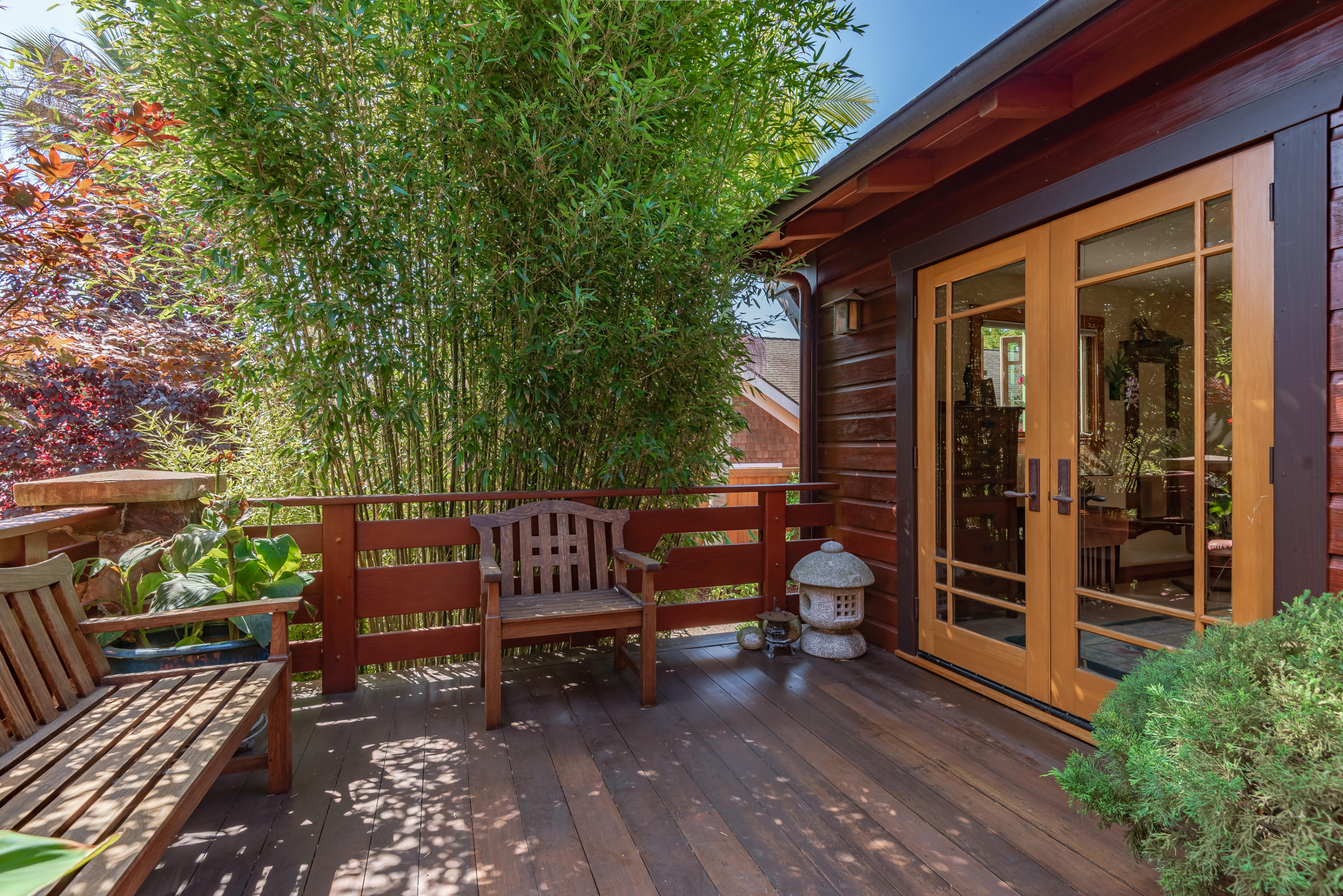 209 Mohawk Road Santa Barbara, CA 93109 - Photo 14 of 50 Front Porch Bamboo