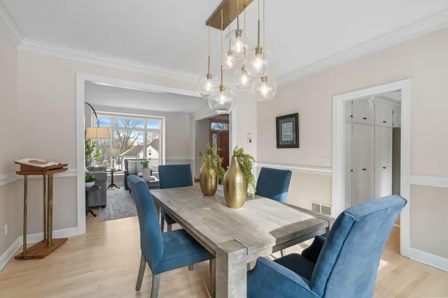 $900,000 | 16105 37th Avenue North, Plymouth, MN 55446