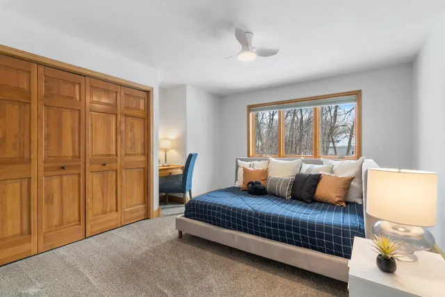 $900,000 | 16105 37th Avenue North, Plymouth, MN 55446