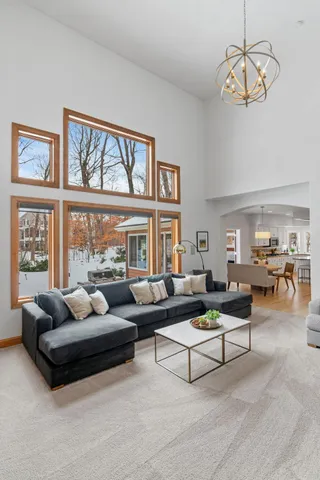 $900,000 | 16105 37th Avenue North, Plymouth, MN 55446