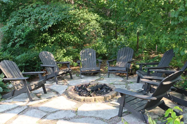 $900,000 | 16105 37th Avenue North, Plymouth, MN 55446