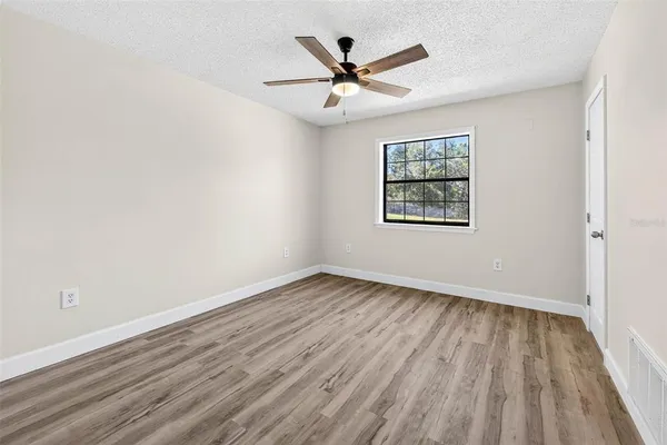 $3,950 | 14252 Trinity Road, Brooksville, FL 34614