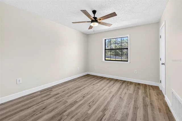 $4,495 | 14252 Trinity Road, Brooksville, FL 34614