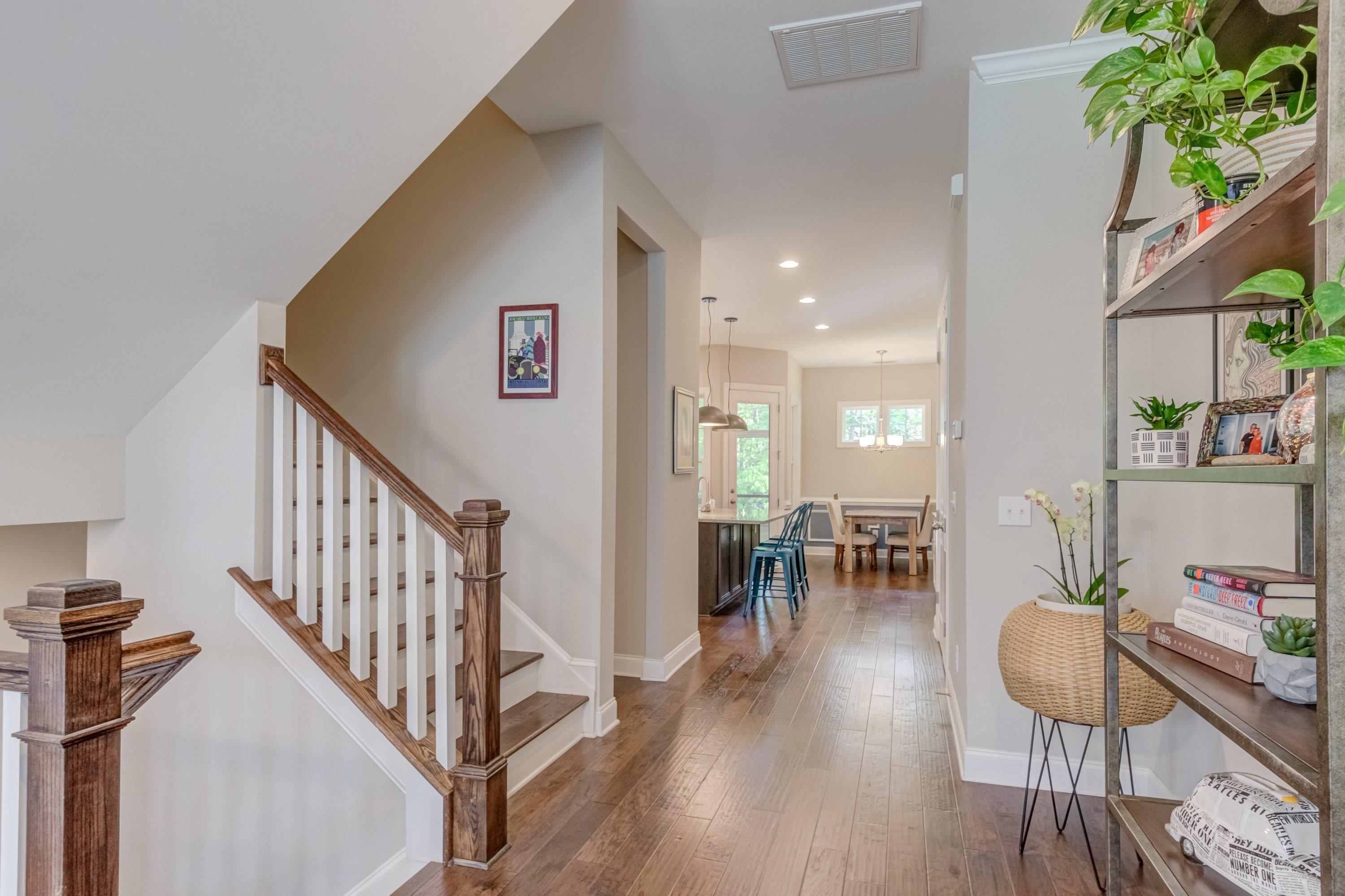 809 Bankston Woods Way Raleigh, NC 27609 - Photo 4 of 38 Photo 4