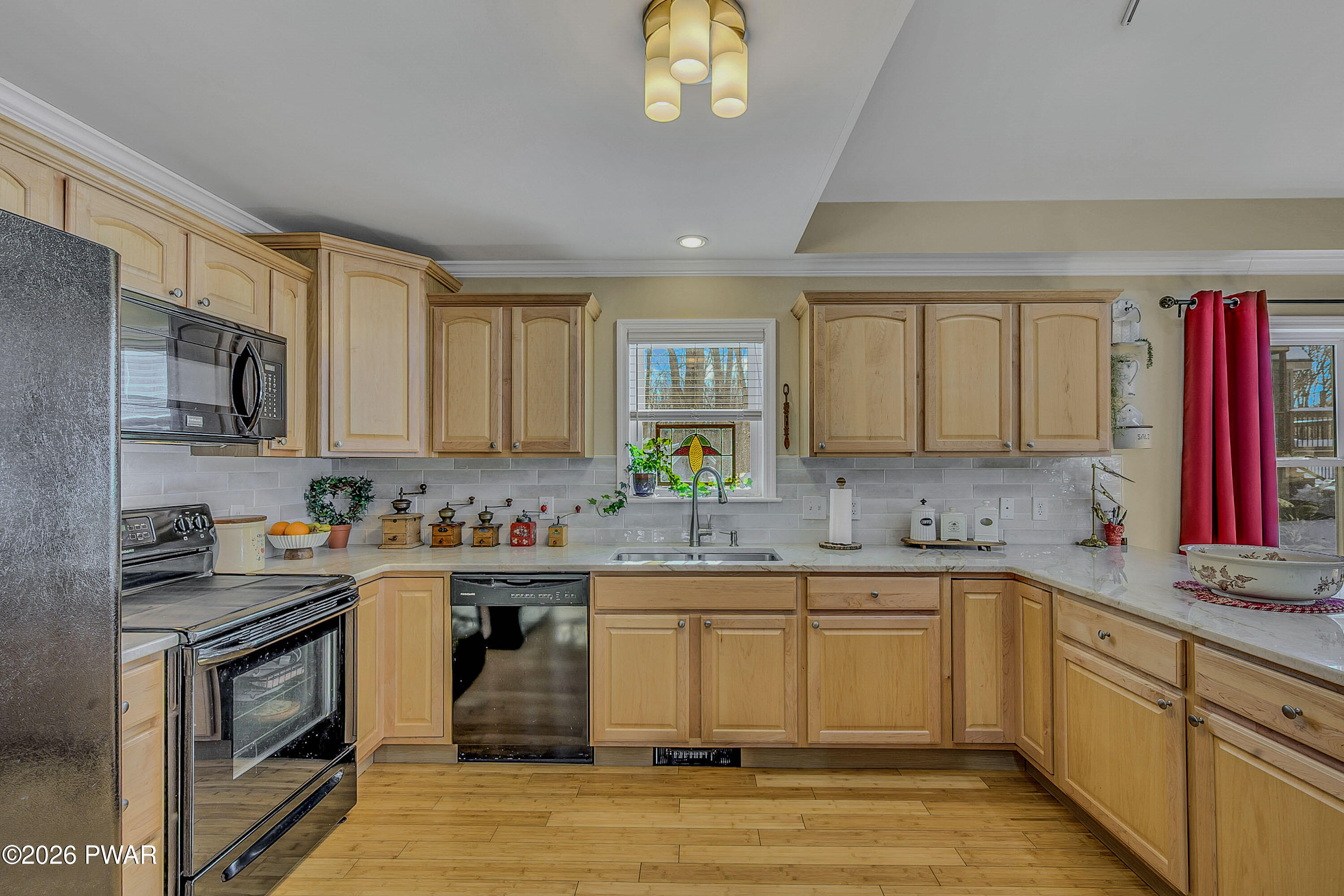 2990 Wedge Road Lake Ariel, PA 18436 - Photo 4 of 81 Kitchen