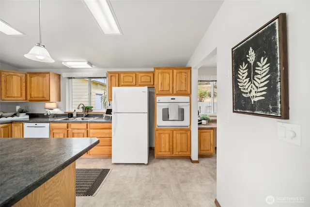 $1,295,000 | 756 Totem Pole Road, Manson, WA 98831