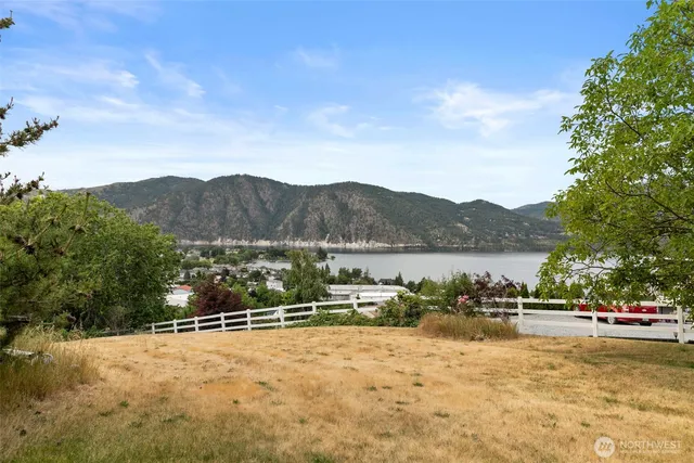 $1,295,000 | 756 Totem Pole Road, Manson, WA 98831