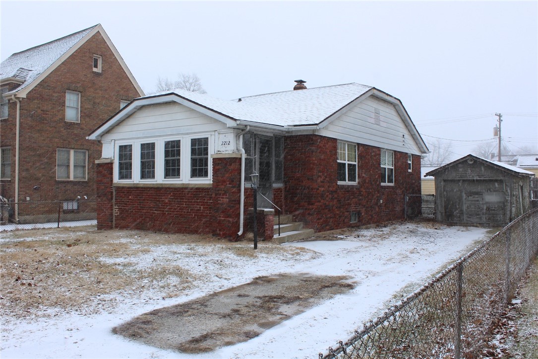 2212 North Main Street Decatur, IL 62526 - Photo 2 of 16