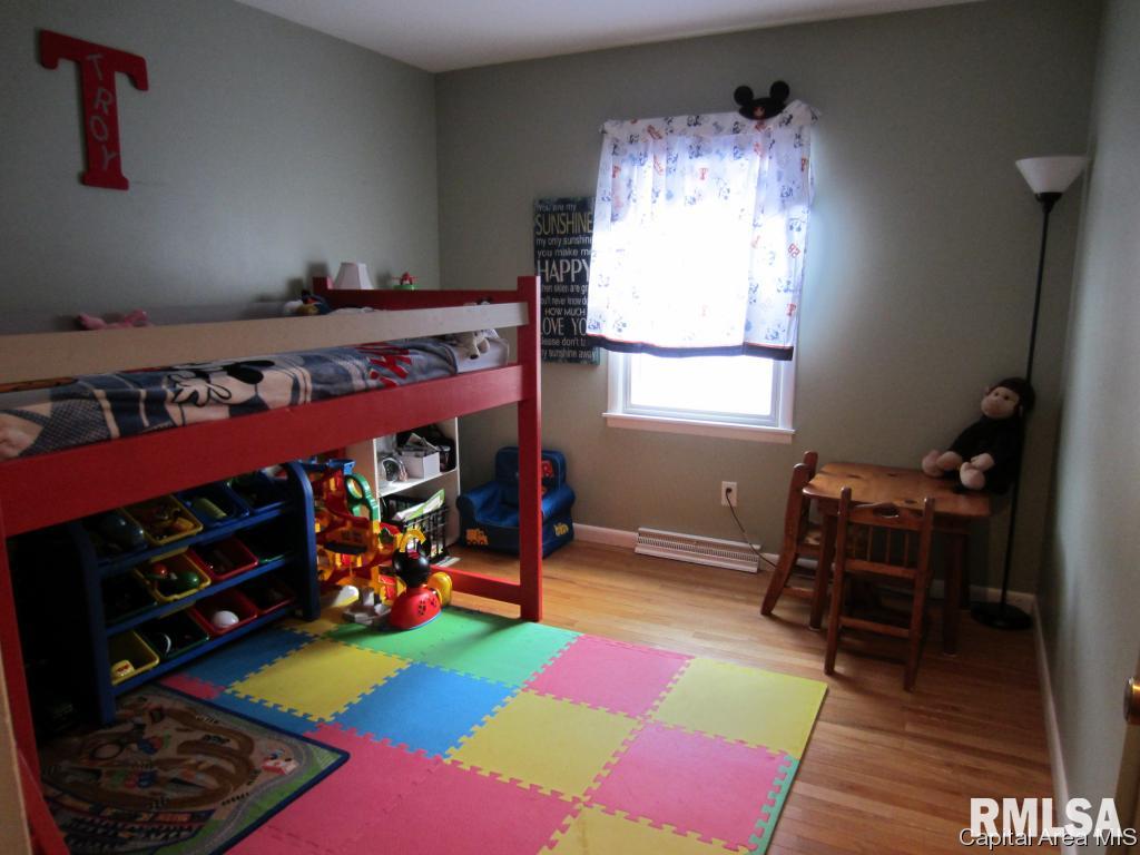 215 Dickinson Road Springfield, IL 62704 - Photo 8 of 17