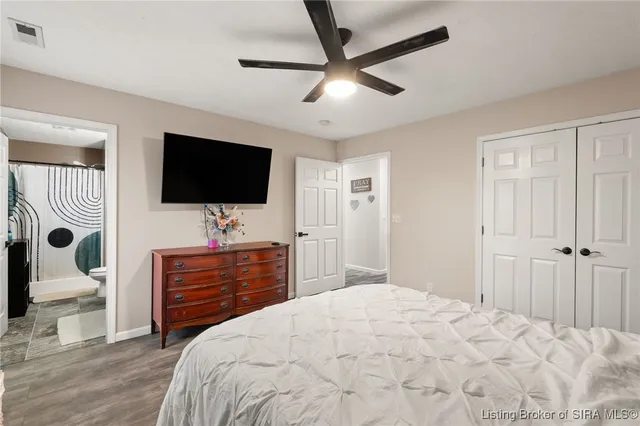 $223,500 | 657 Heuser Street Northeast, Palmyra, IN 47164