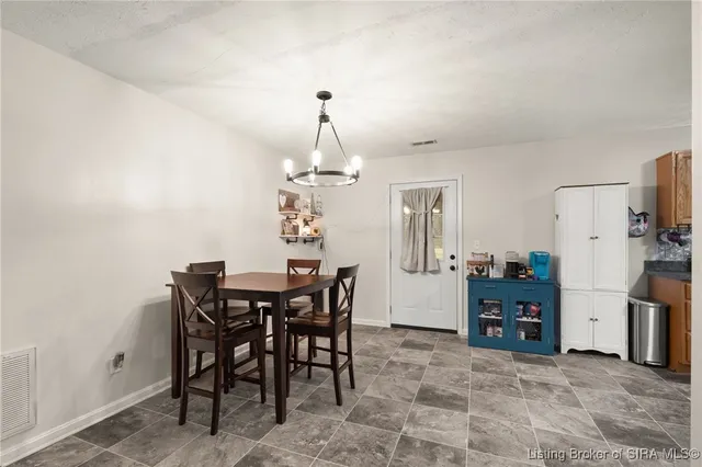 $223,500 | 657 Heuser Street Northeast, Palmyra, IN 47164