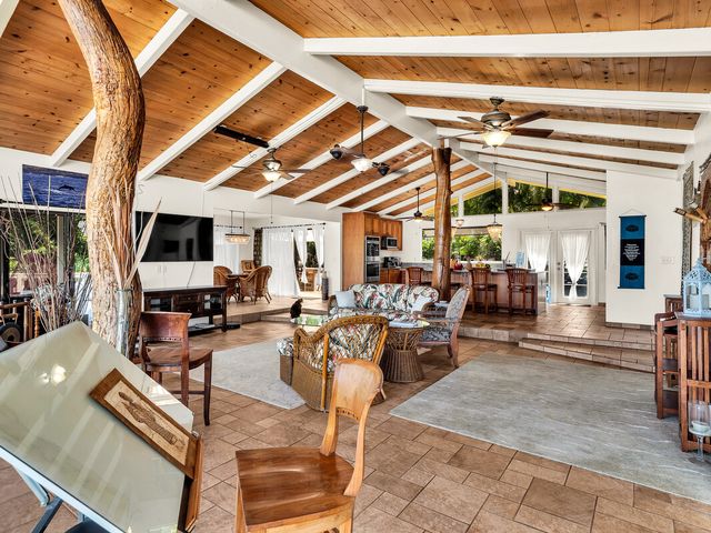 $1,199,000 | 77-277 Wikolia Street, Kailua-Kona, HI 96740