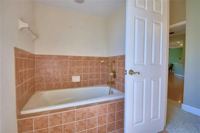 $399,000 | 239 Golf Aire Boulevard, Winter Haven, FL 33884