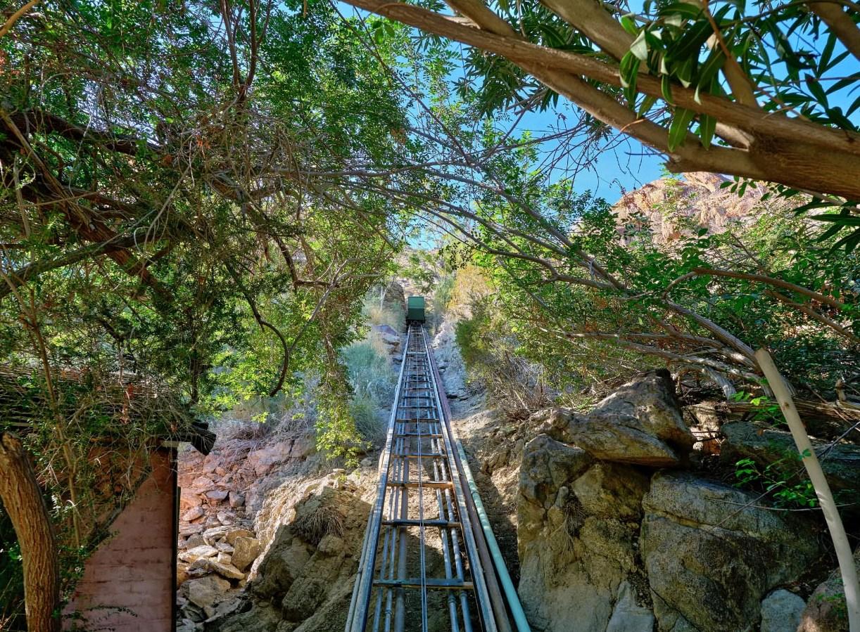 252 Ridge Road Palm Springs, CA 92264 - Photo 4 of 53 3a