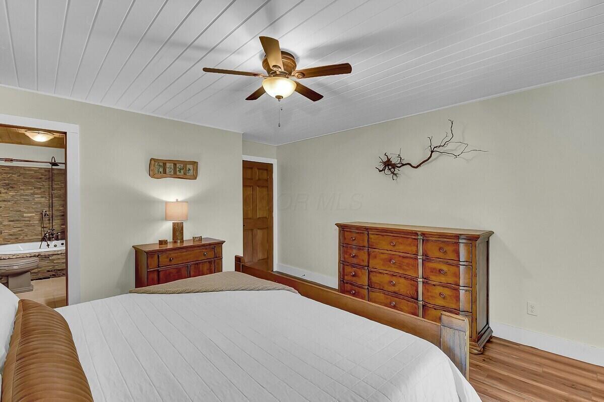 7429 Barneby Road Southeast Lancaster, OH 43130 - Photo 22 of 44 Bedroom 1