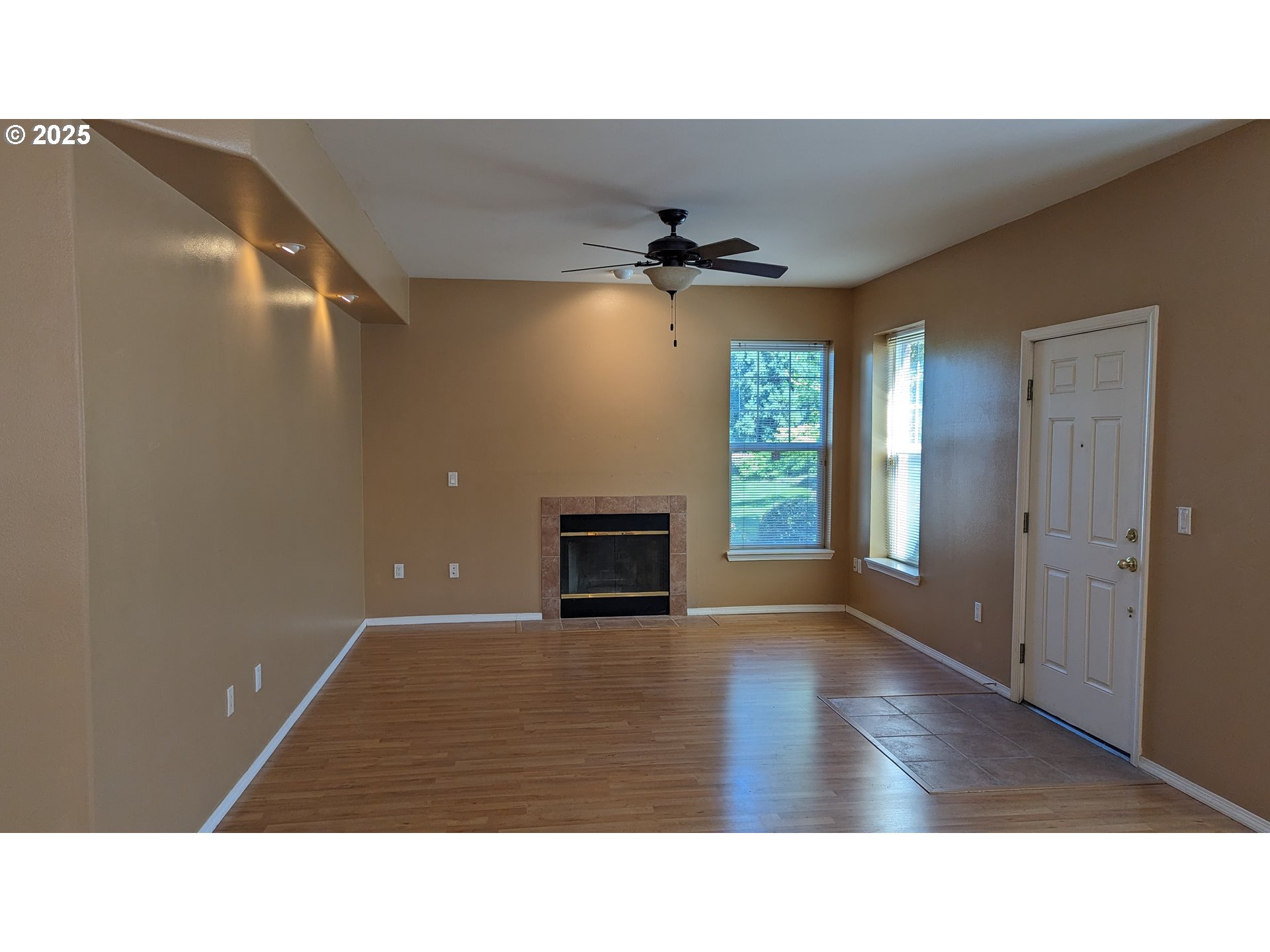 1150 Northeast Horizon Loop, Unit 1501 Hillsboro, OR 97124 - Photo 6 of 47