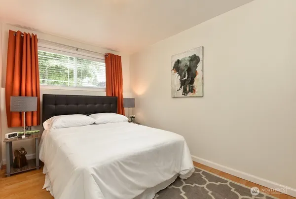 $4,900 | 430 128th Avenue Southeast, Bellevue, WA 98005