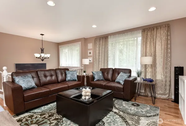 $4,900 | 430 128th Avenue Southeast, Bellevue, WA 98005