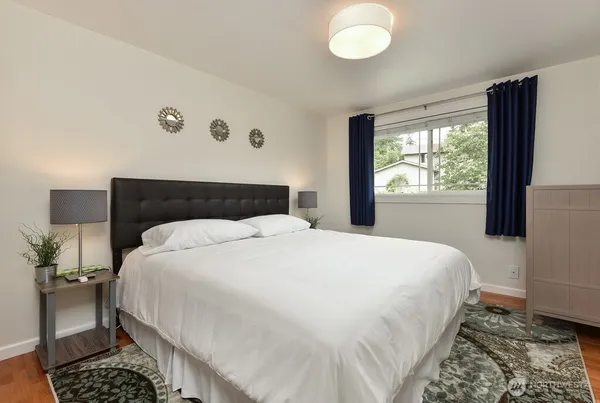 $4,900 | 430 128th Avenue Southeast, Bellevue, WA 98005