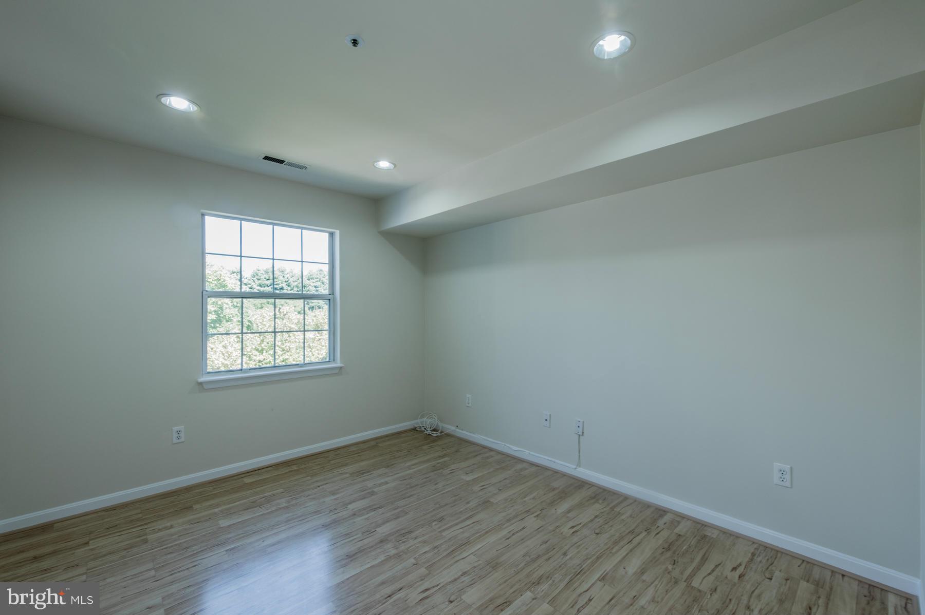 8355 Montgomery Run Road, Unit I Ellicott City, MD 21043 - Photo 15 of 19 Bedroom
