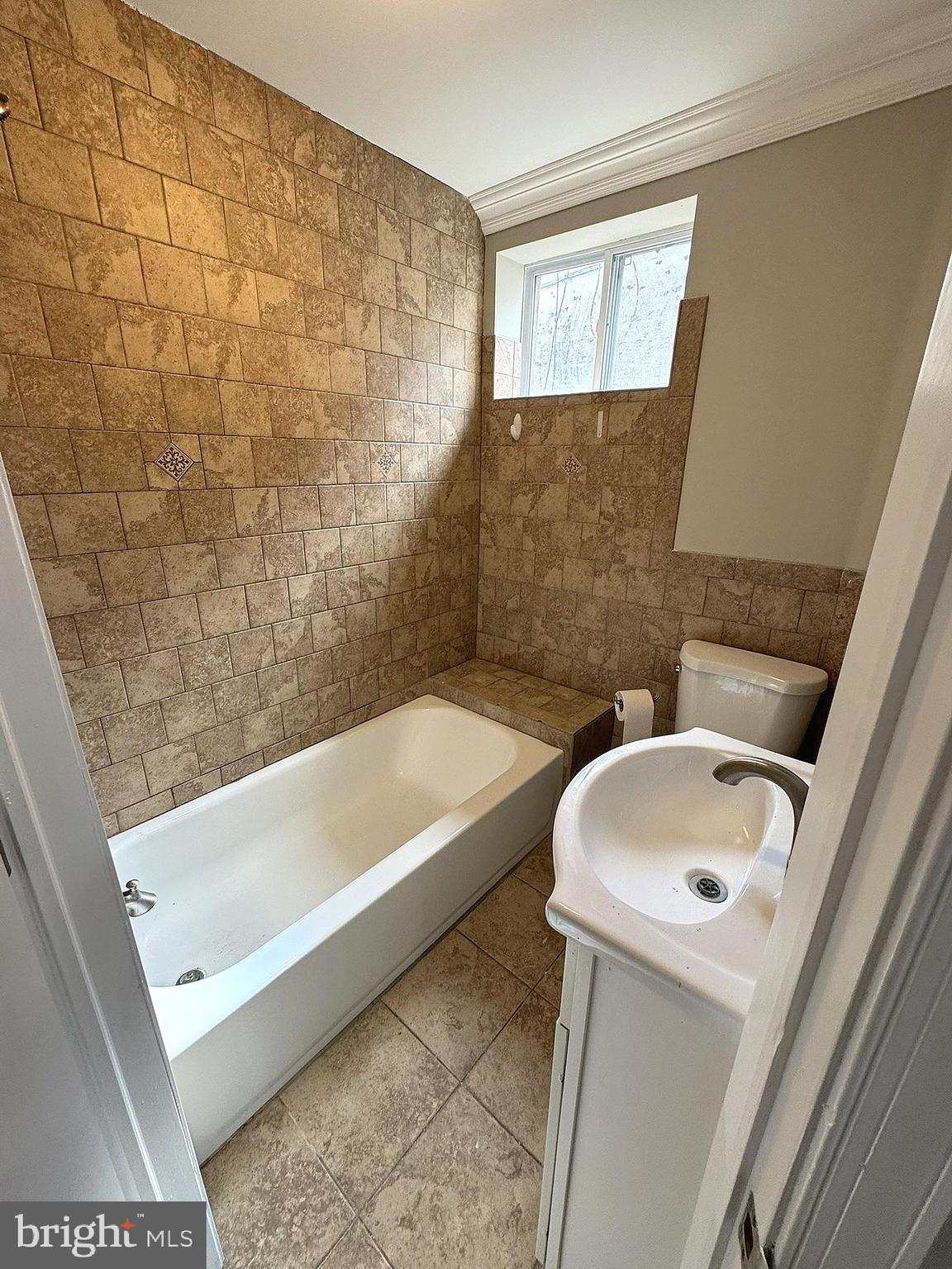 2531 South Warnock Street Philadelphia, PA 19148 - Photo 16 of 32