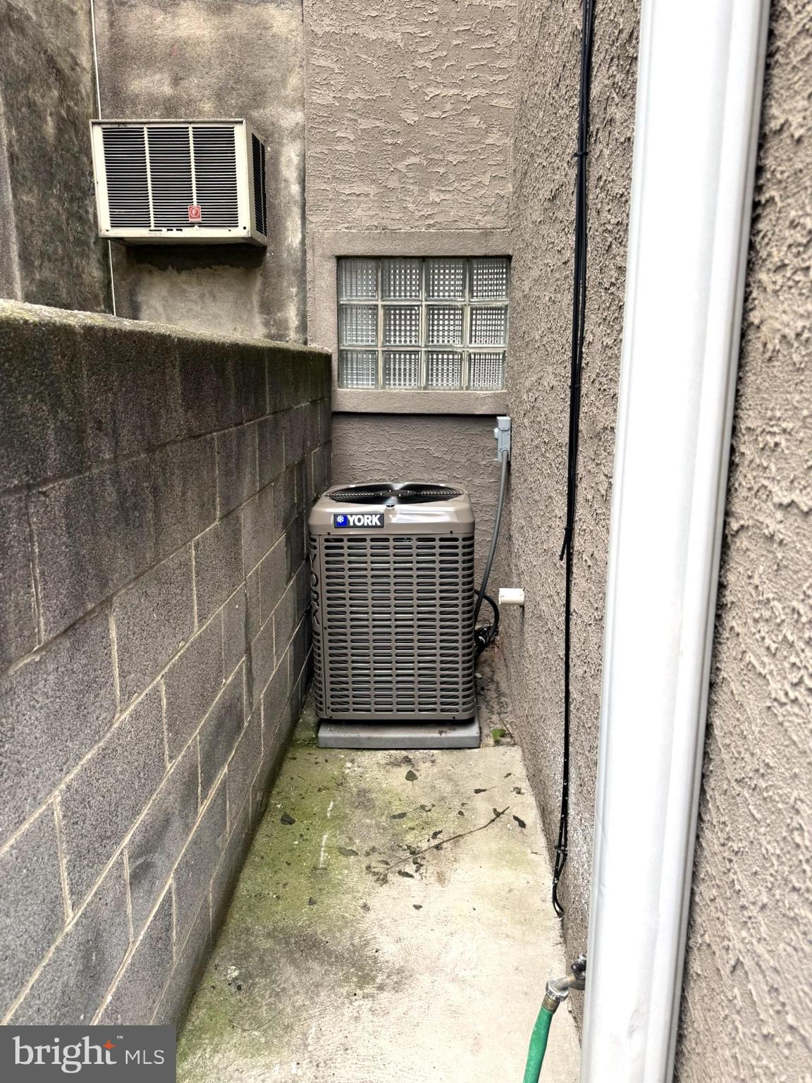 2531 South Warnock Street Philadelphia, PA 19148 - Photo 25 of 32