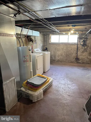 $1,990 | 2531 South Warnock Street, Philadelphia, PA 19148