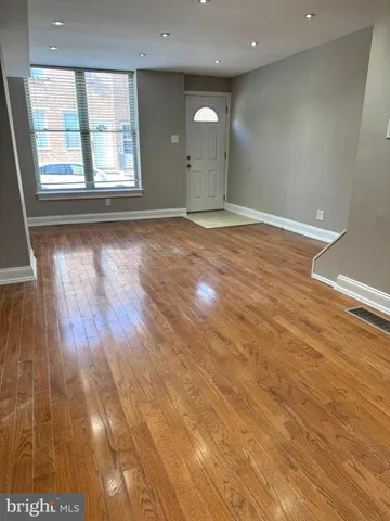 $1,990 | 2531 South Warnock Street, Philadelphia, PA 19148