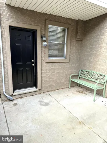 $1,990 | 2531 South Warnock Street, Philadelphia, PA 19148