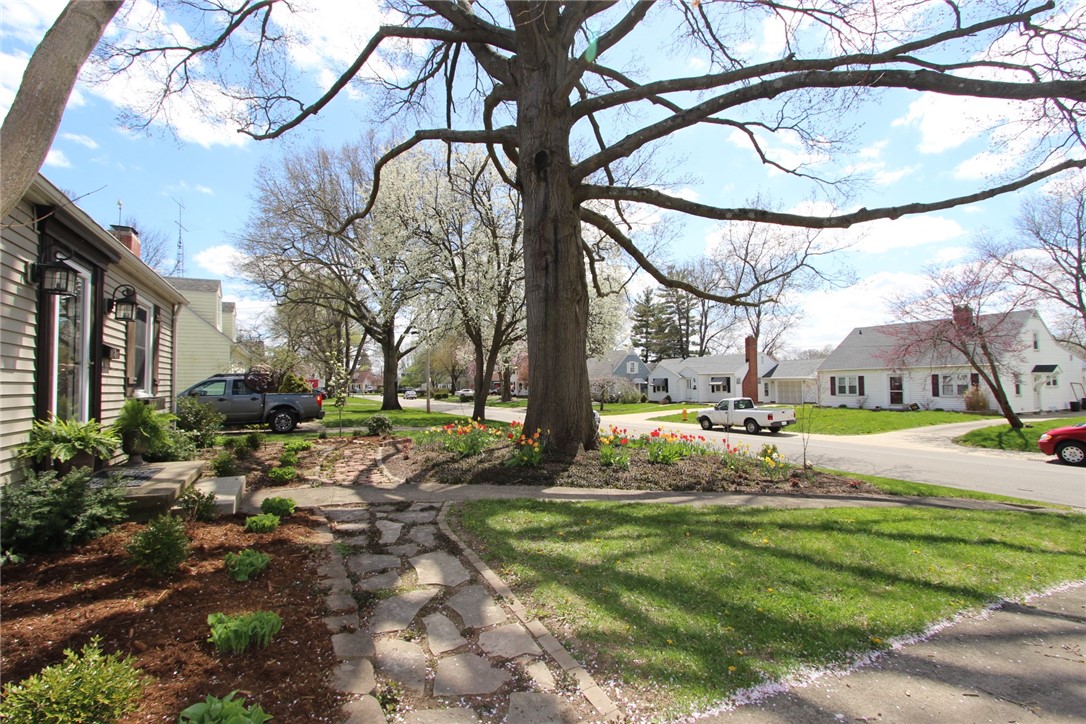 8 Elm Ridge Mattoon, IL 61938 - Photo 23 of 24