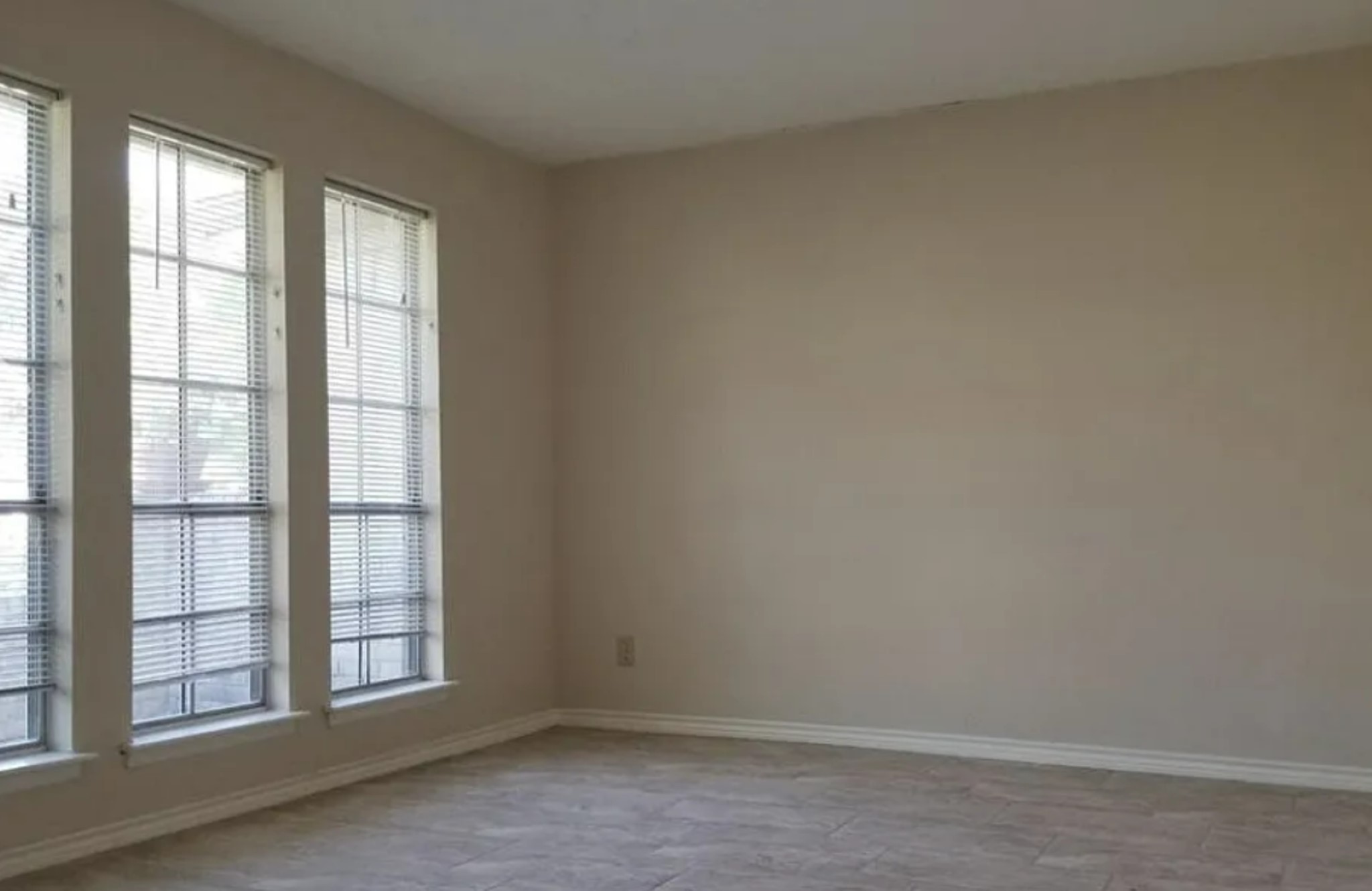 4327 Townes Forest Road Friendswood, TX 77546 - Photo 8 of 10