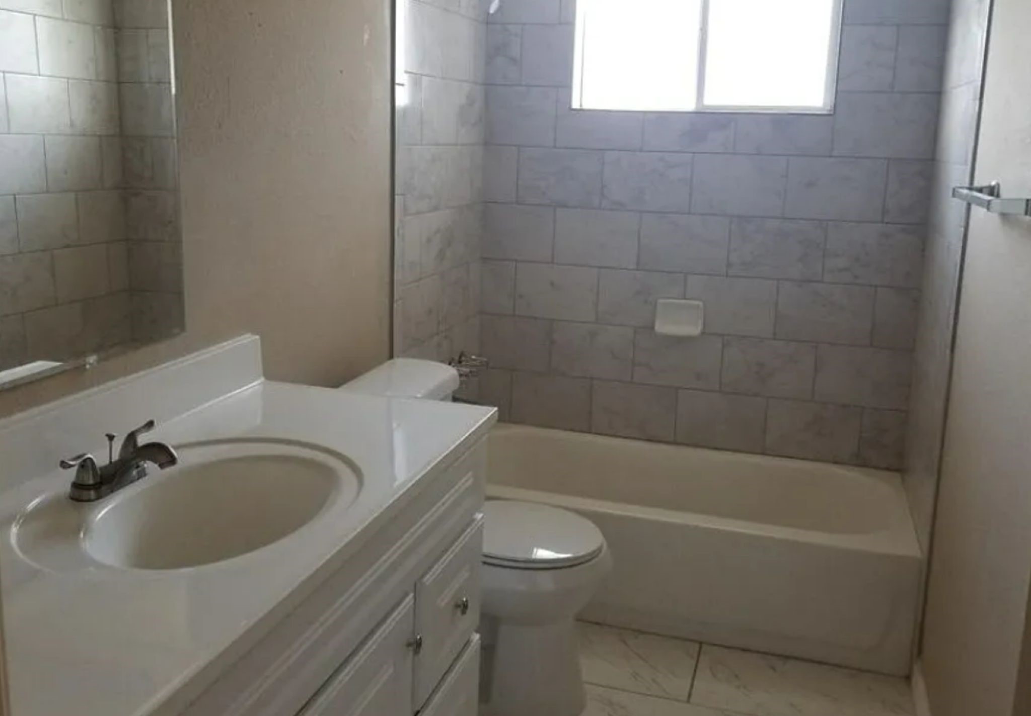 4327 Townes Forest Road Friendswood, TX 77546 - Photo 9 of 10