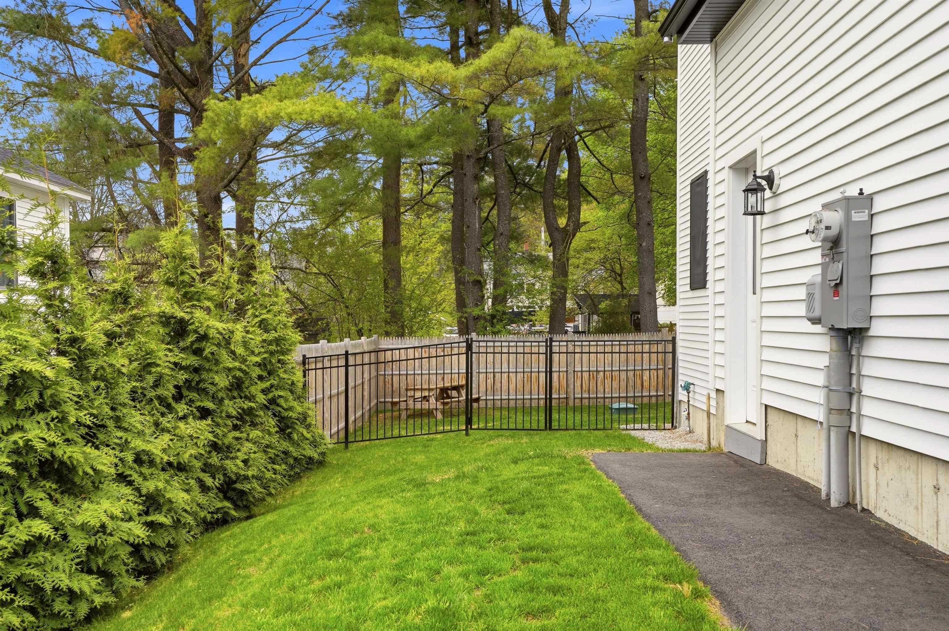 8 Gale Street Concord, NH 03301 - Photo 29 of 36
