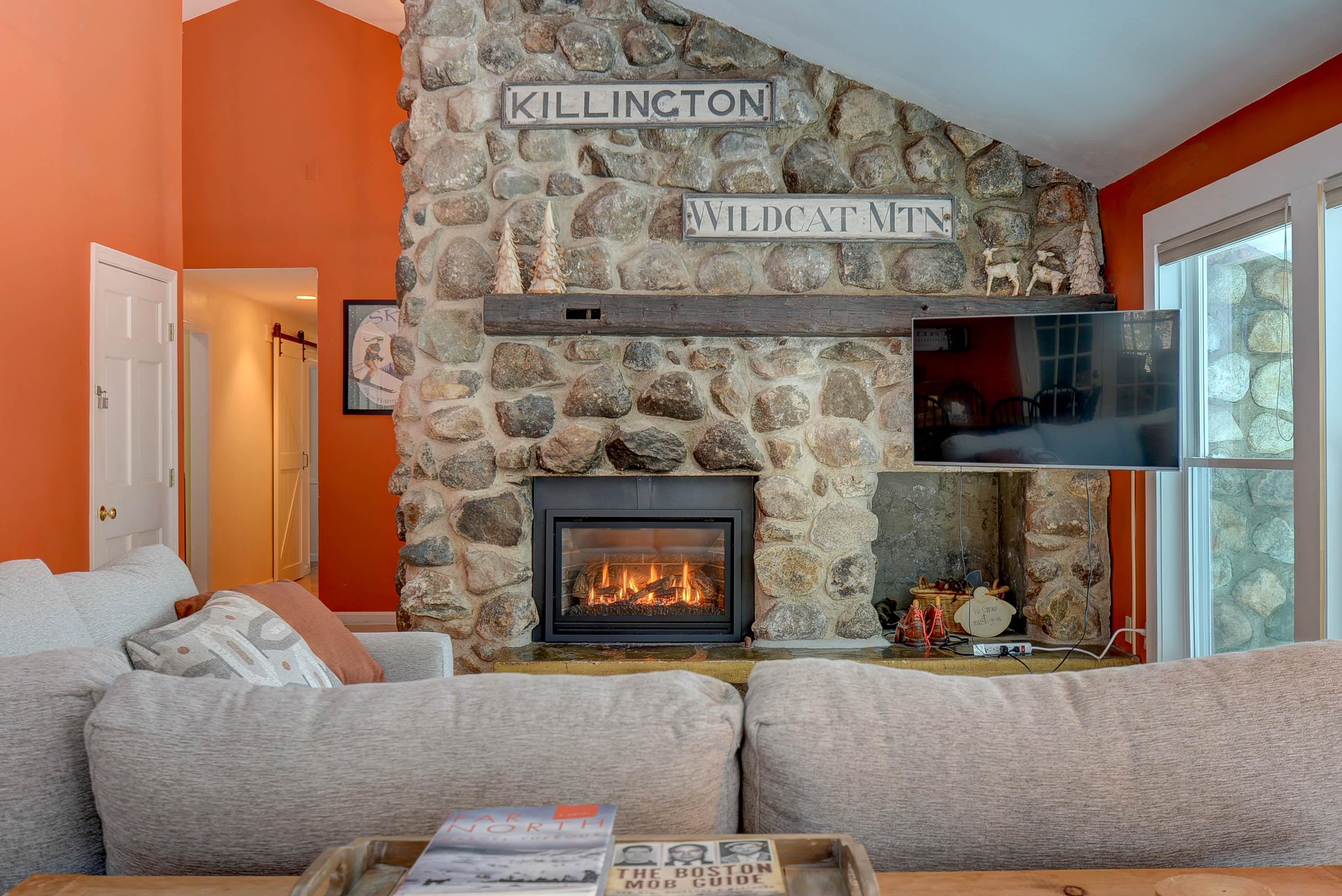 50 Drachenfels Road North Conway, NH 03860 - Photo 4 of 60