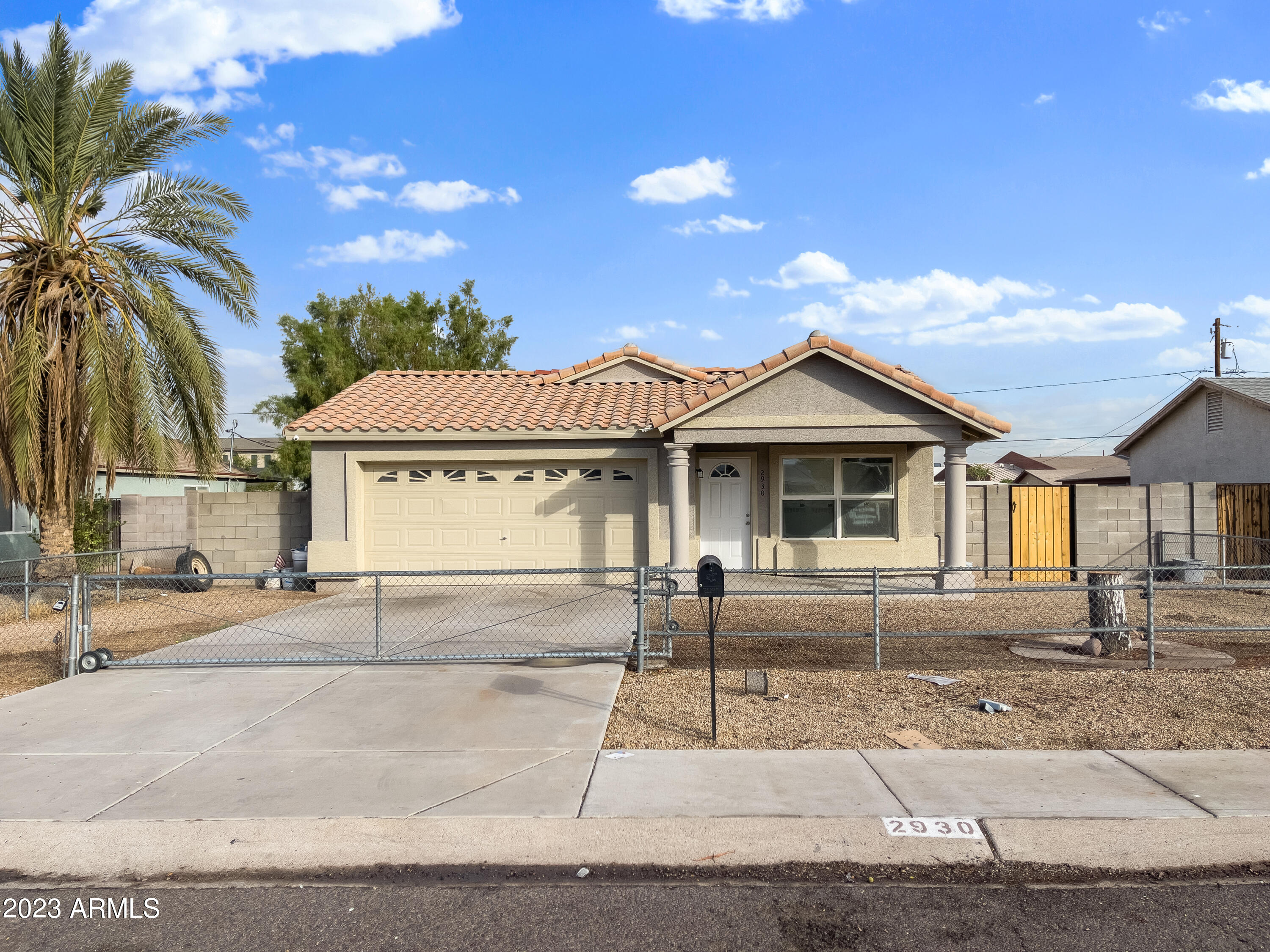 2930 East Chipman Road Phoenix, AZ 85040 - Photo 1 of 27 IMG_3259