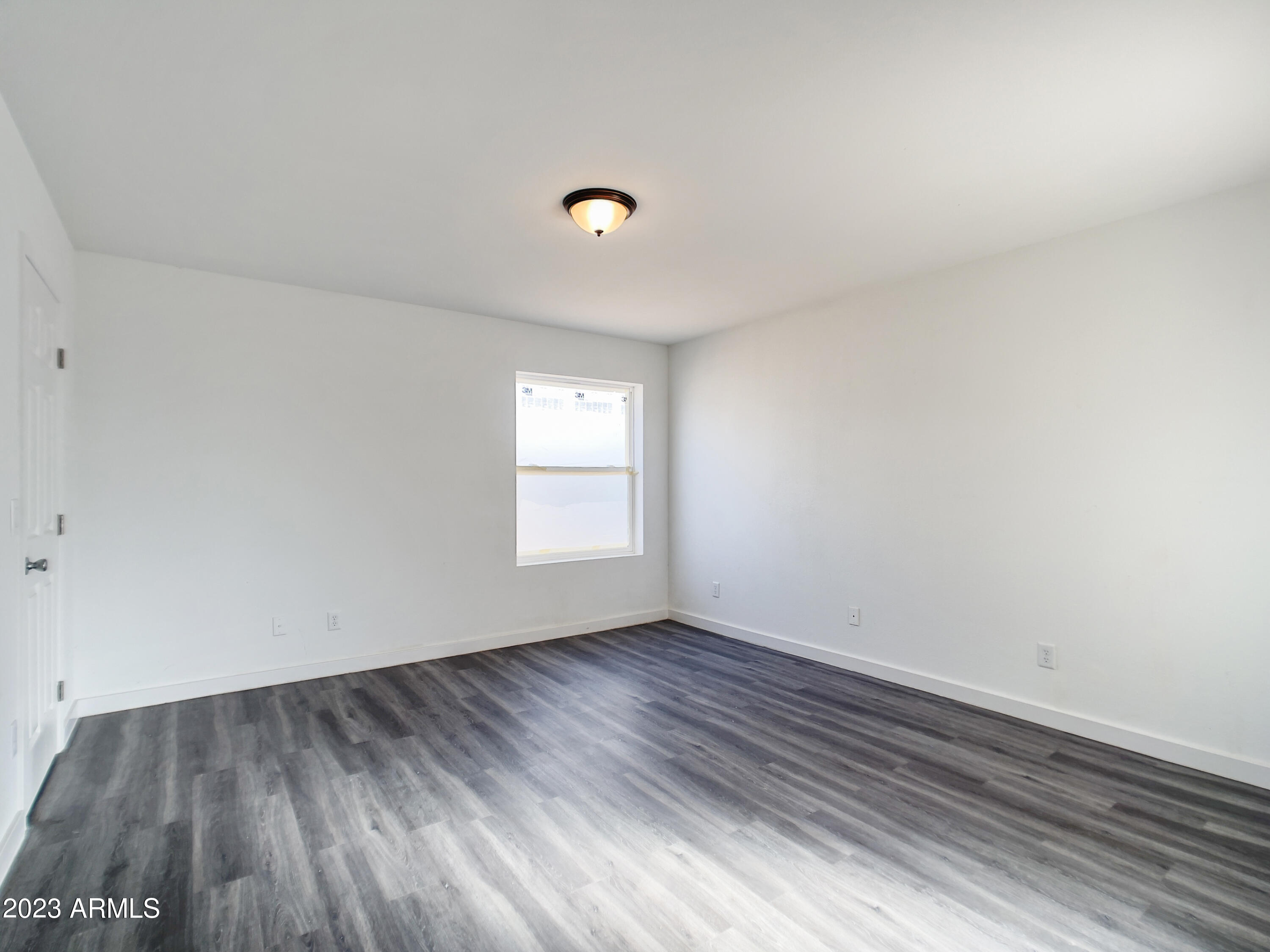 2930 East Chipman Road Phoenix, AZ 85040 - Photo 19 of 27 IMG_3298