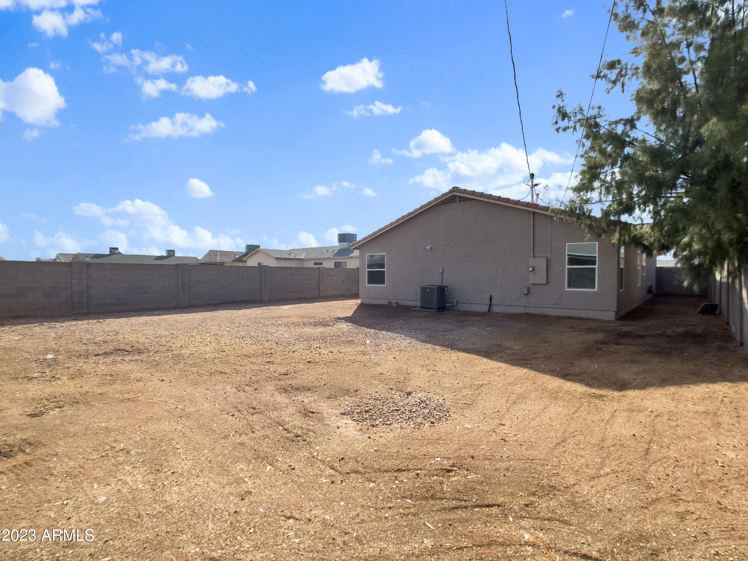 2930 East Chipman Road Phoenix, AZ 85040 - Photo 25 of 27 IMG_3311