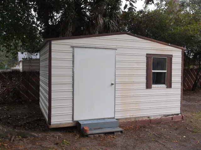 $335,000 | 303 Linda Lane Northwest, Fort Walton Beach, FL 32548