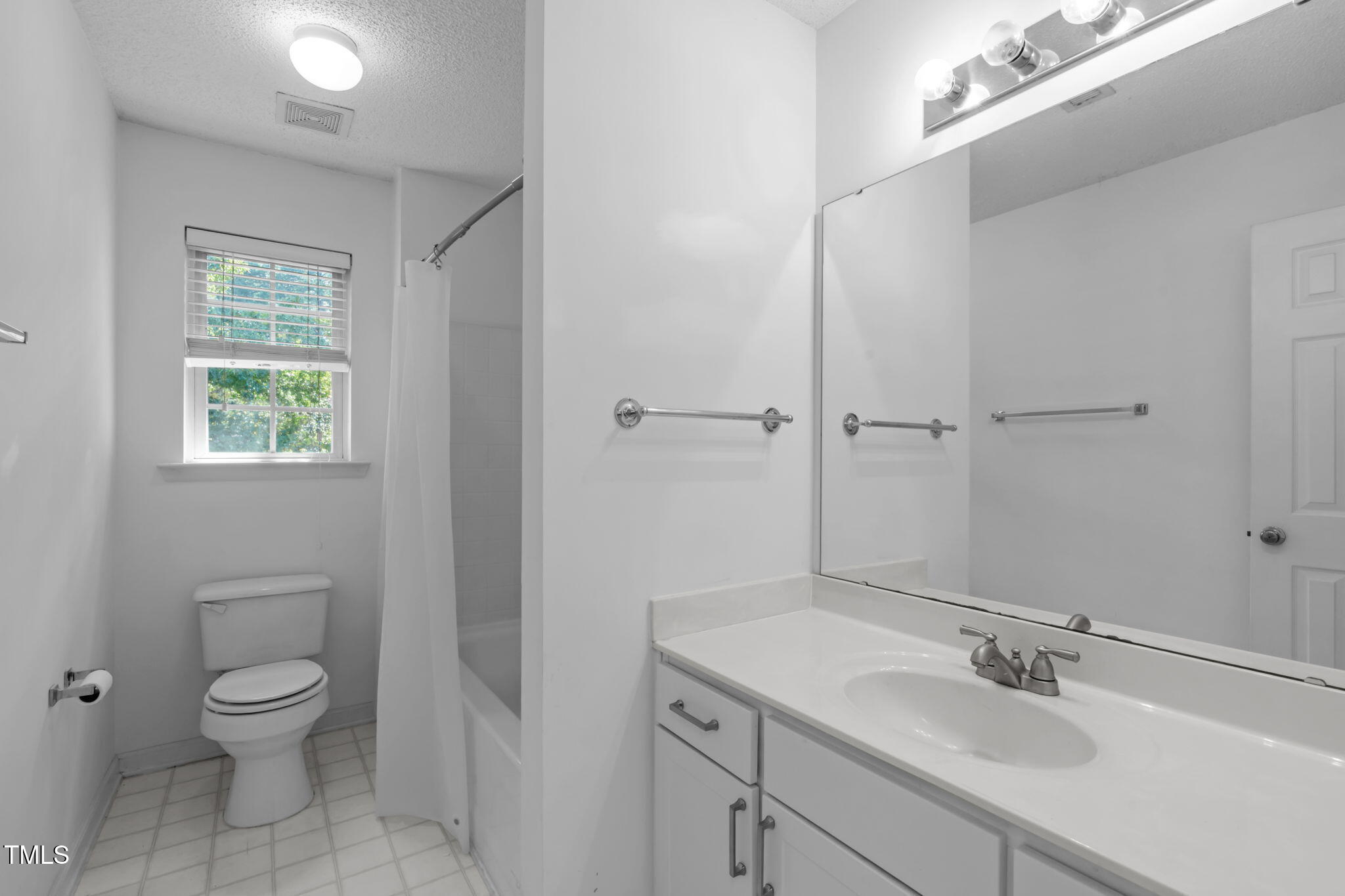1409 Haventree Road Durham, NC 27713 - Photo 28 of 37 A-21