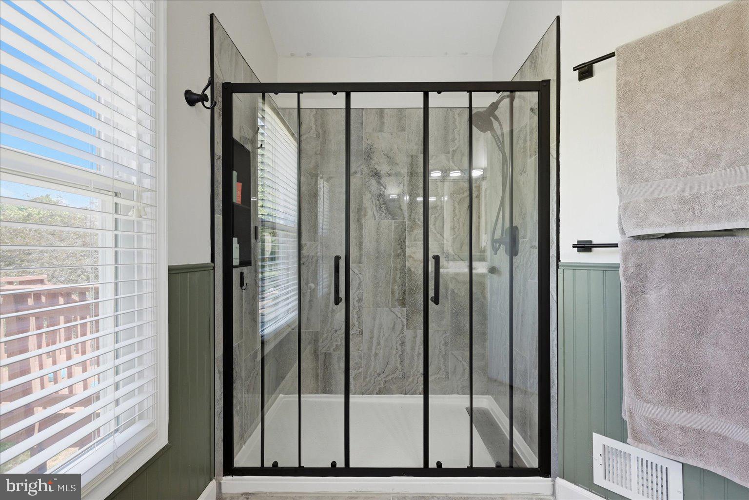 13704 Springhaven Drive Chantilly, VA 20151 - Photo 19 of 39 Shower with Glass Doors