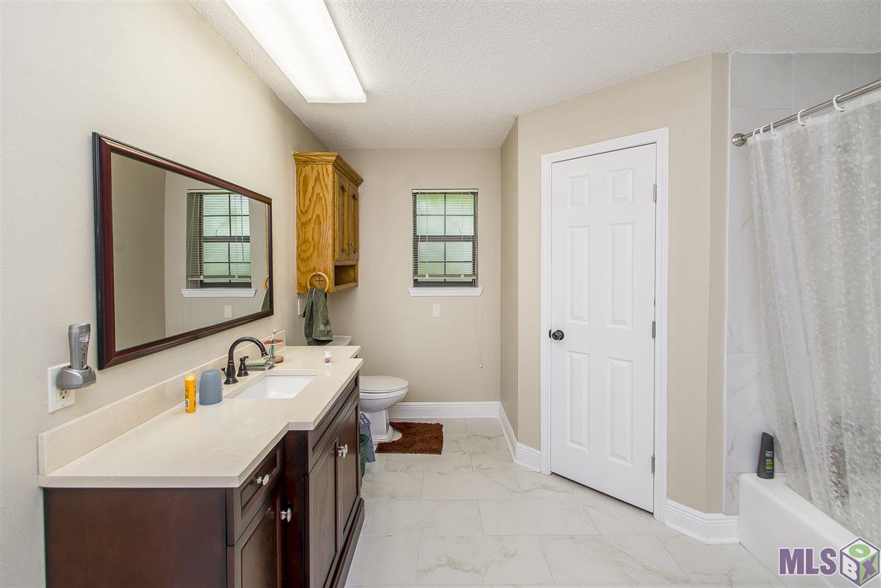16487 Issac Villar Road Prairieville, LA 70769 - Photo 9 of 22 Gallery Image 9