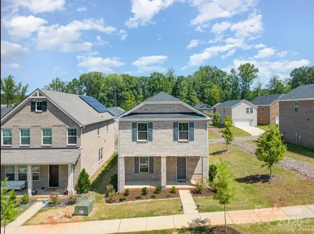 $2,400 | 1304 Colgher Street, Charlotte, NC 28227
