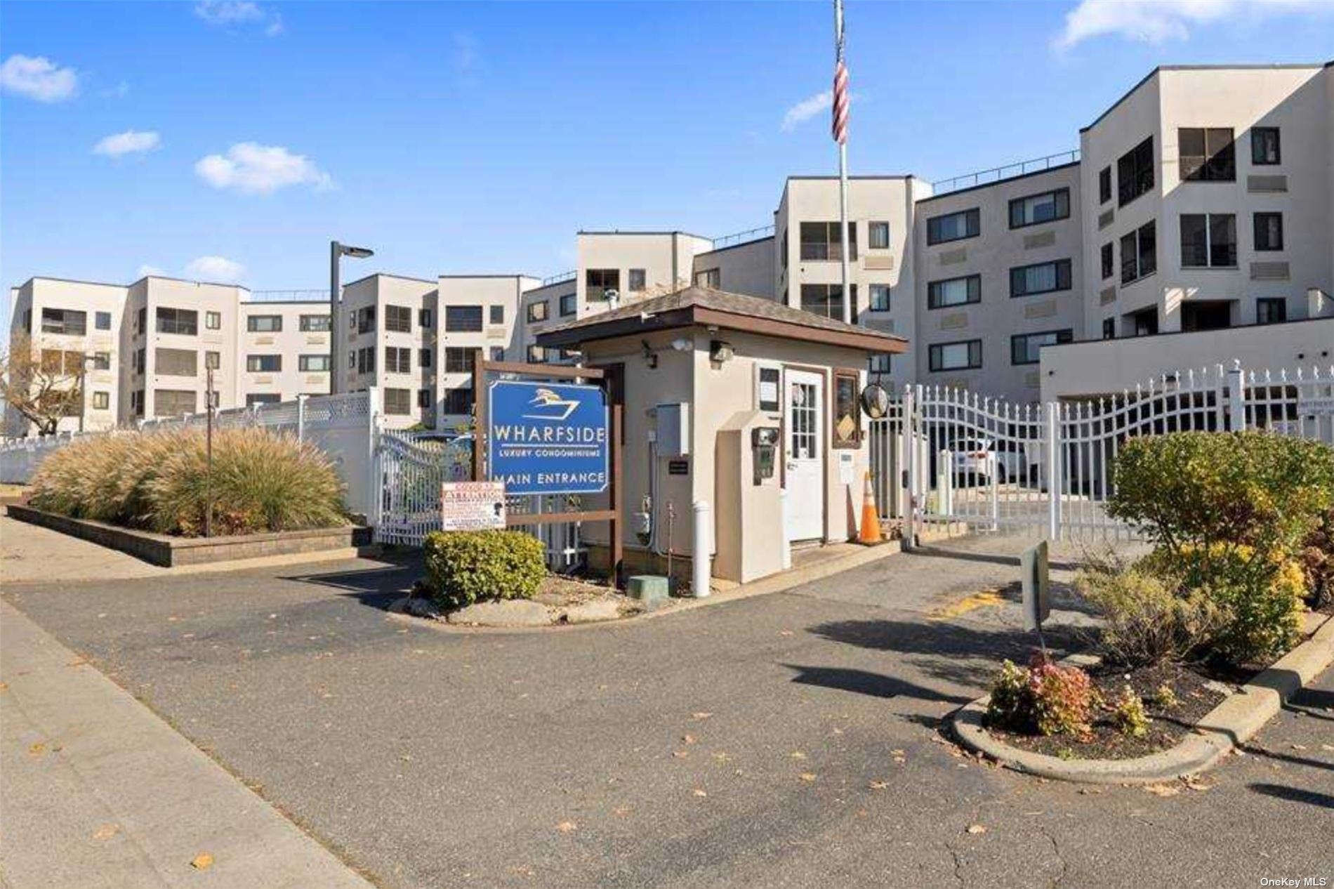 725 Miller Avenue, Unit 337 Freeport, NY 11520 - Photo 1 of 1