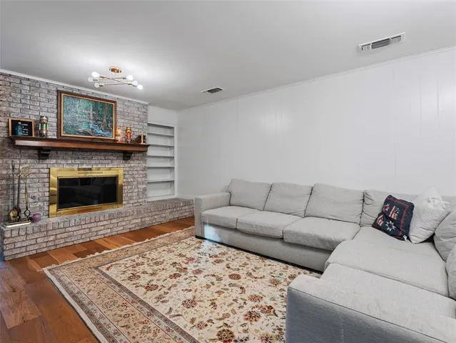 $2,850 | 1312 Oak Glen Trail, Arlington, TX 76012