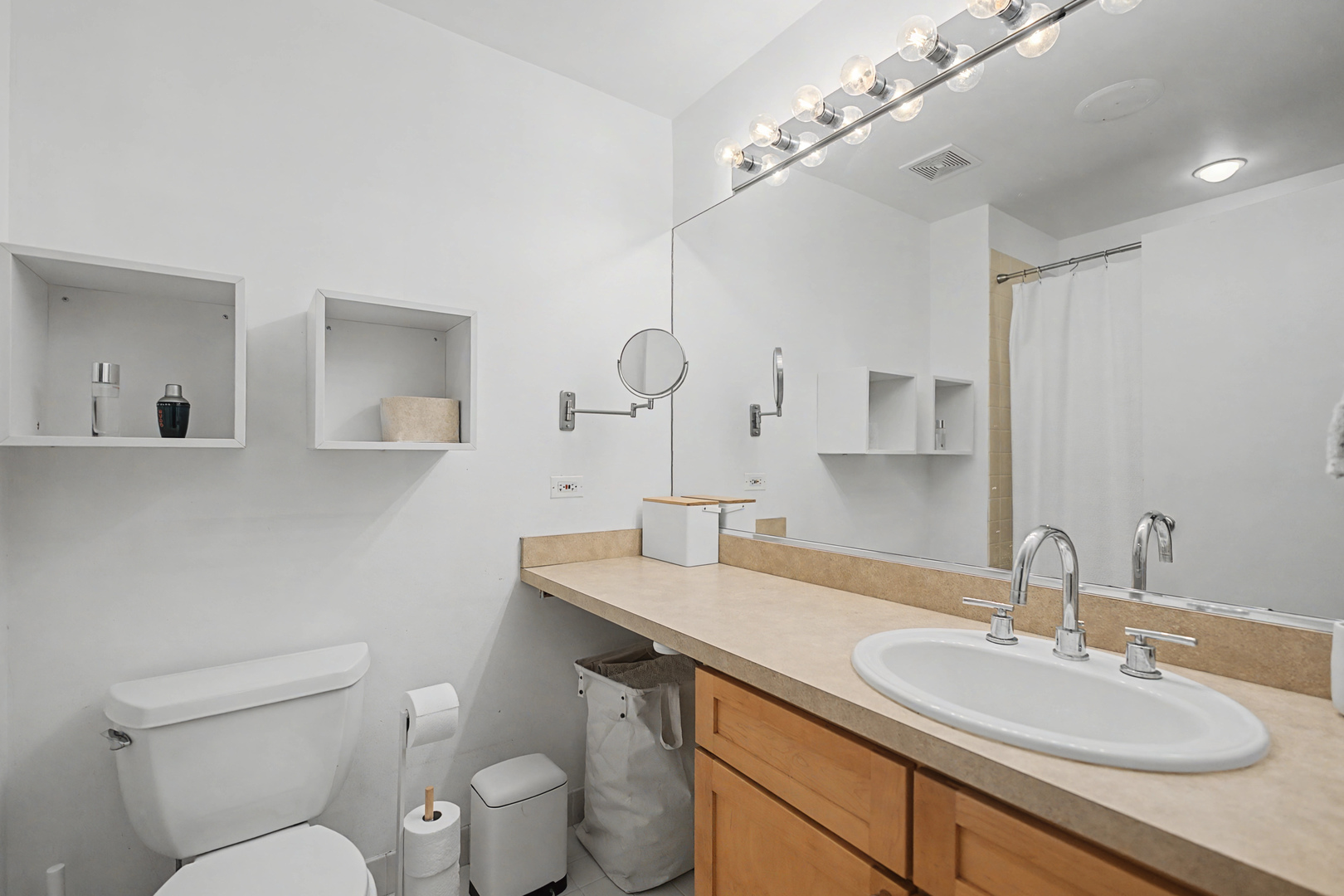 222 South Racine Avenue, Unit 306 Chicago, IL 60607 - Photo 17 of 22