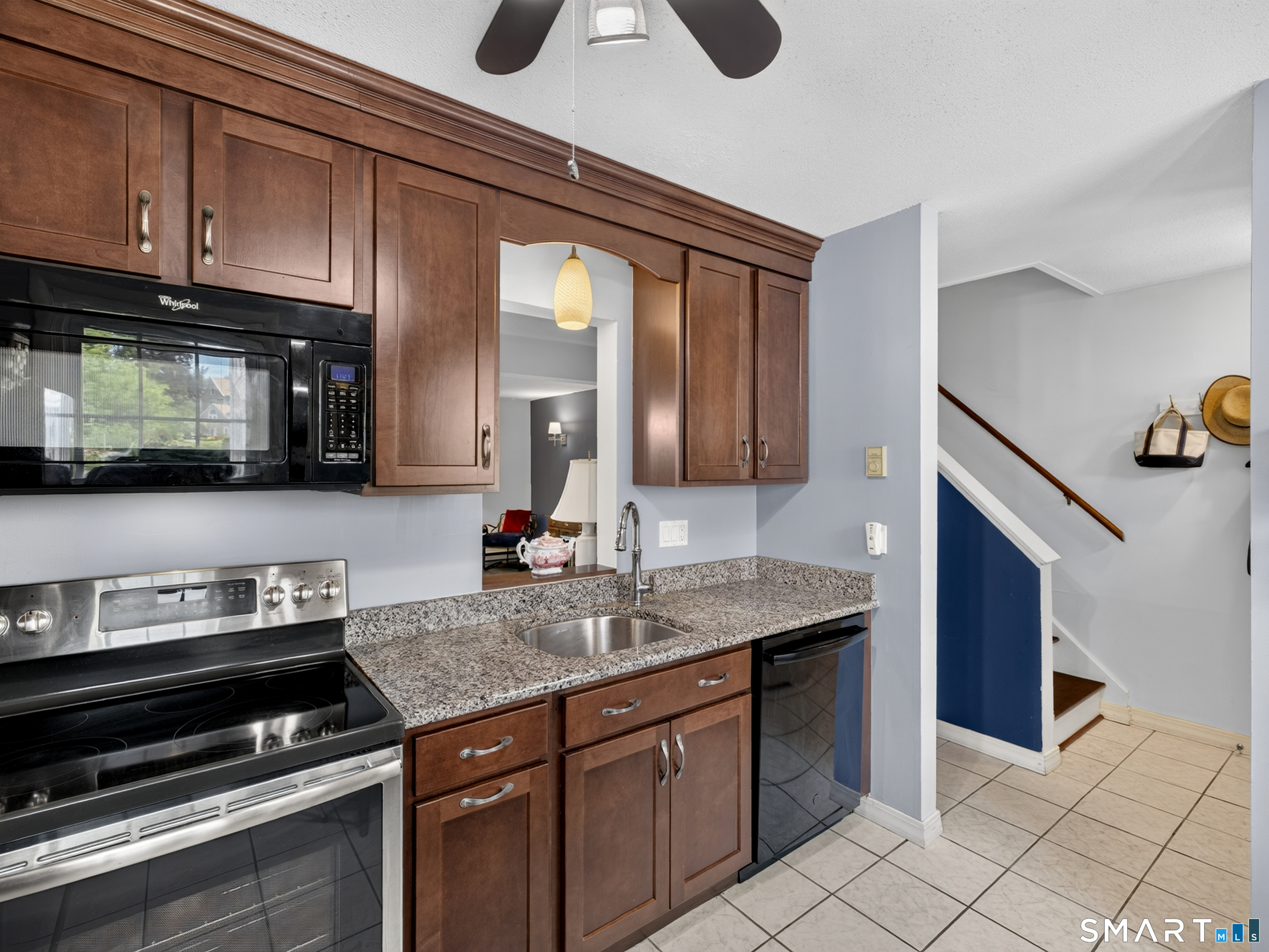 54 Rope Ferry Road, Unit H133 Waterford, CT 06385 - Photo 7 of 39