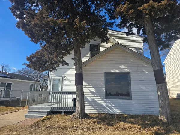 $239,000 | 4311 East Wonder Lake Road, Wonder Lake, IL 60097