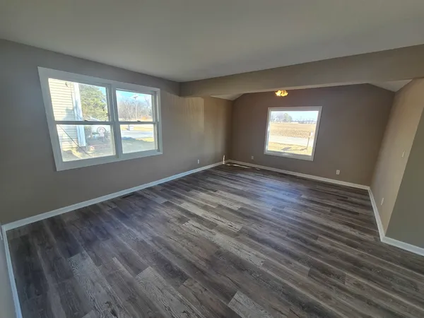 $239,000 | 4311 East Wonder Lake Road, Wonder Lake, IL 60097