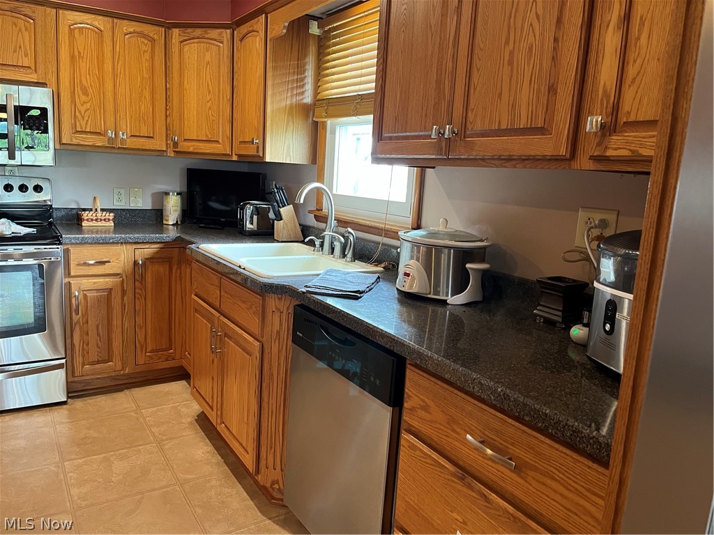 54837 High Ridge Road Bellaire, OH 43906 - Photo 11 of 19