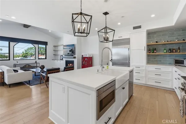 $2,135,000 | 136 Avenida Victoria, Unit C, San Clemente, CA 92672